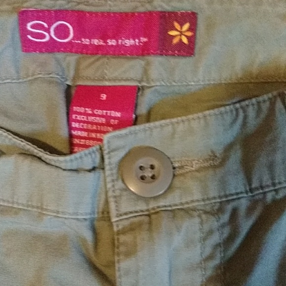 SO....REAL SO RIGHT.... CAPRIS - Picture 2 of 4